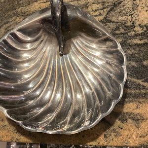 9”x9” Clam Shell Silver Plated Serving Bowl